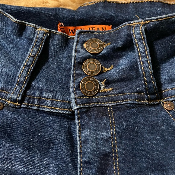 Wax Women's Push-Up 3 Button Skinny True Stretch Jean Butt I Love! - Picture 6 of 10